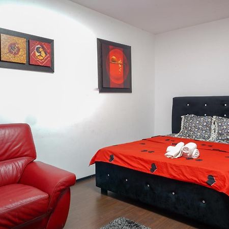 Sun Plaza Oasis With Self Check In And Fast Wifi Apartment Букурещ Екстериор снимка