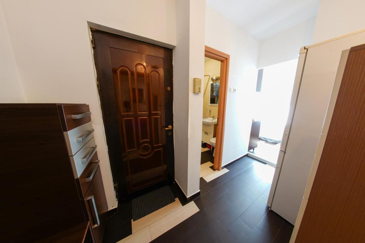 Sun Plaza Oasis With Self Check In And Fast Wifi Apartment Букурещ Екстериор снимка